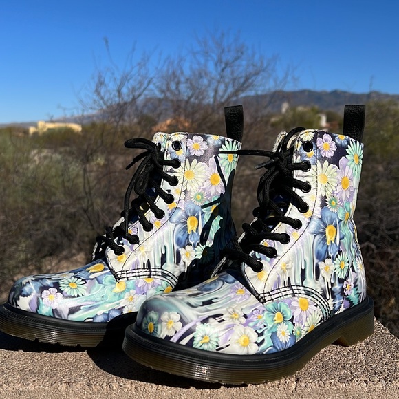Dr. Martens Pascal Blue Slime Paint Drip Floral Boots - Picture 15 of 17